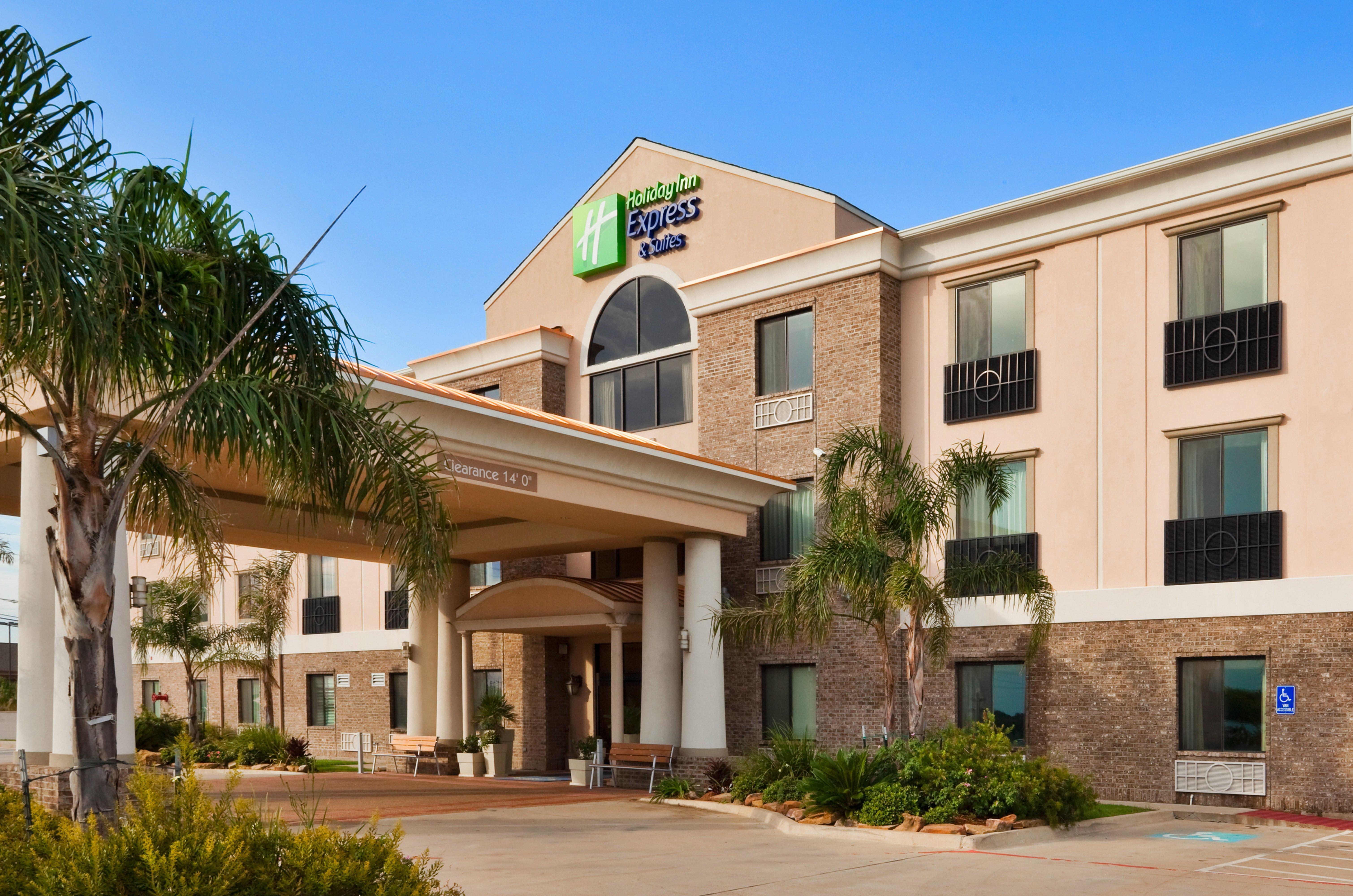 Holiday Inn Express Hotel And Suites Fairfield-North By Ihg Exterior photo