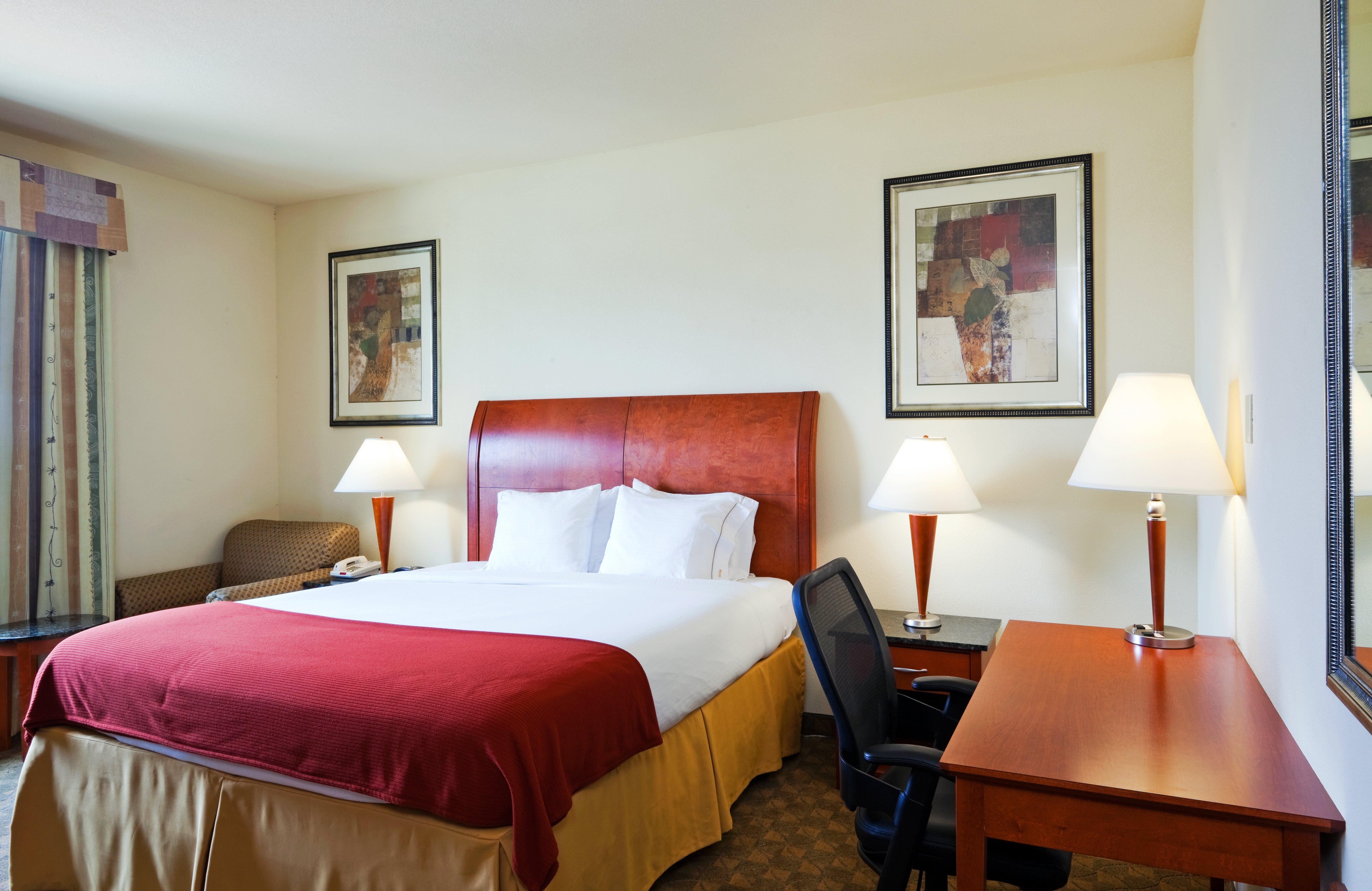 Holiday Inn Express Hotel And Suites Fairfield-North By Ihg Exterior photo