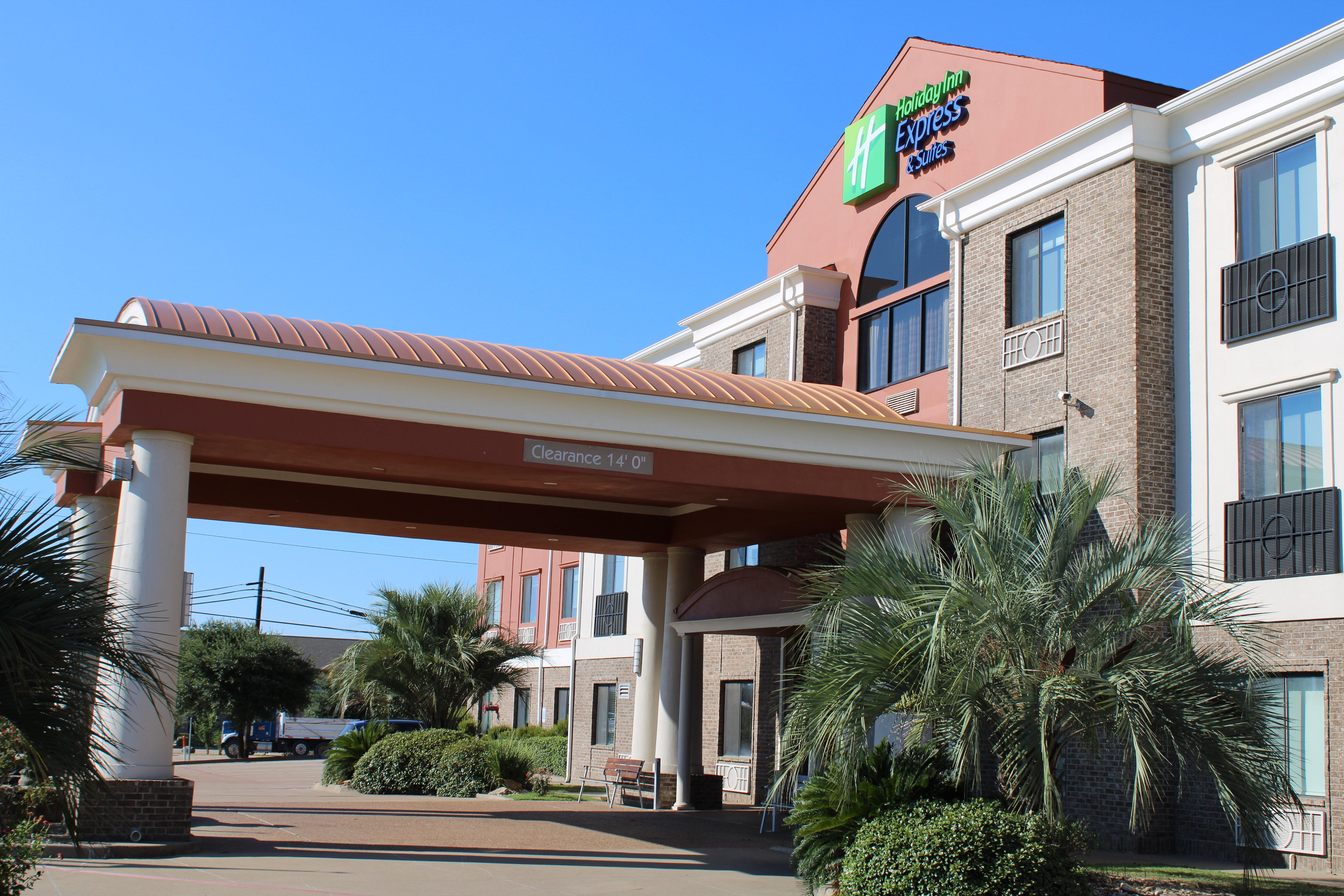 Holiday Inn Express Hotel And Suites Fairfield-North By Ihg Exterior photo