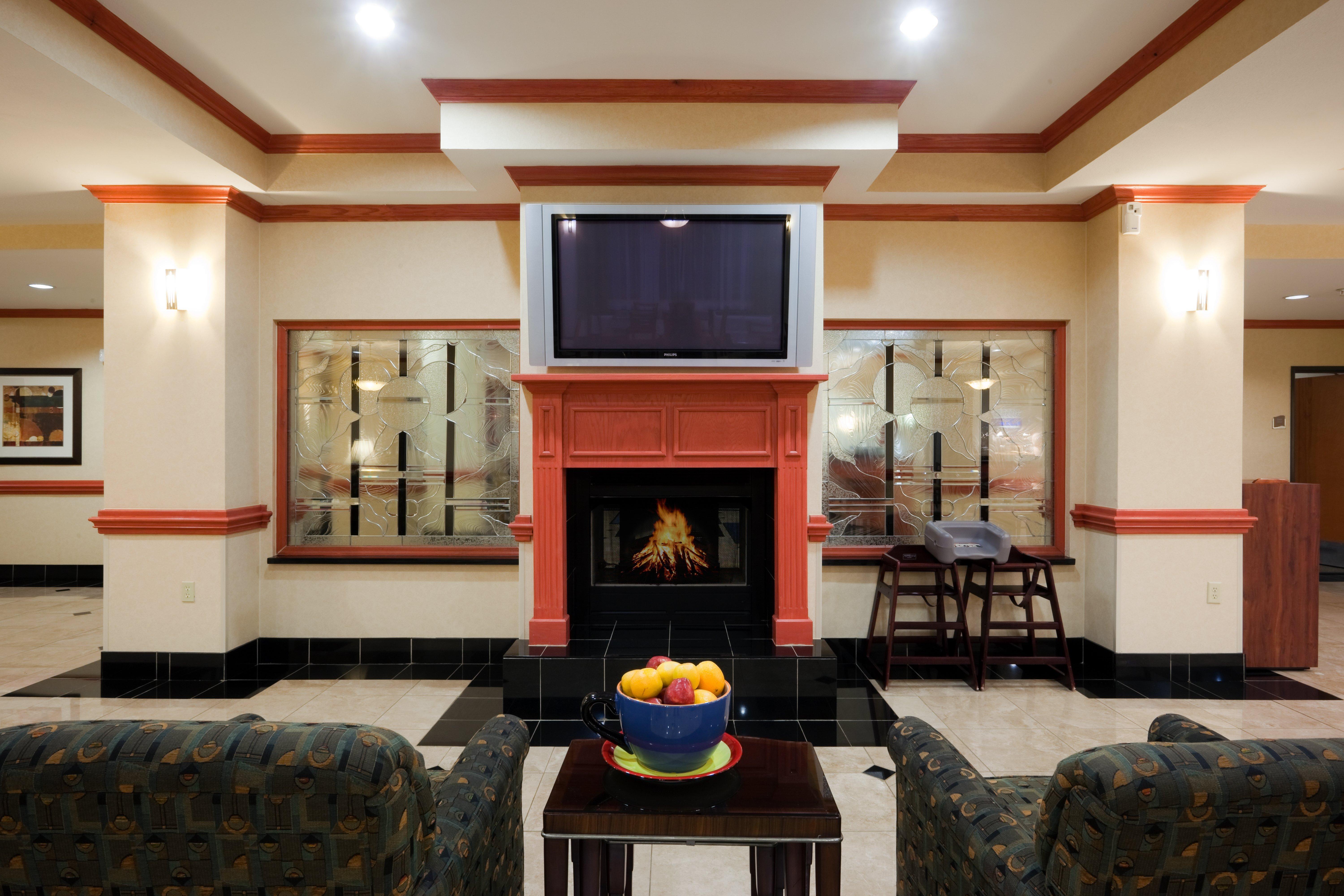 Holiday Inn Express Hotel And Suites Fairfield-North By Ihg Exterior photo
