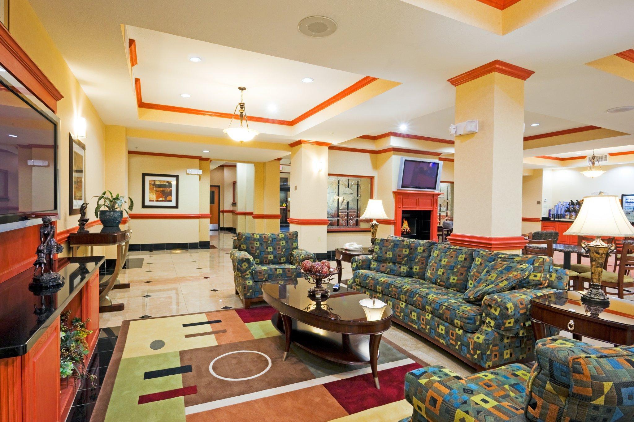 Holiday Inn Express Hotel And Suites Fairfield-North By Ihg Exterior photo